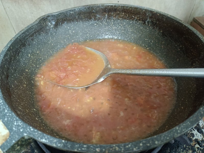 Tomato juice Braised shrimps with baby cabbageSteps: 4